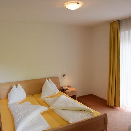 Hotel Pension Schweitzer 실란드로 외부 사진