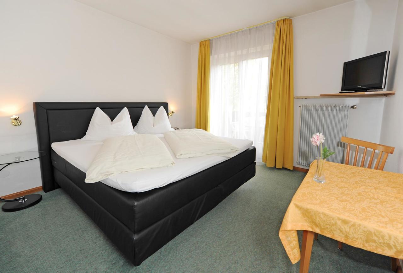 Hotel Pension Schweitzer 실란드로 외부 사진