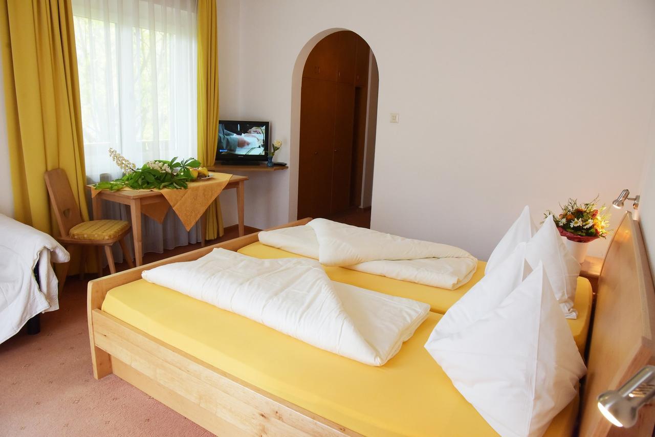 Hotel Pension Schweitzer 실란드로 외부 사진