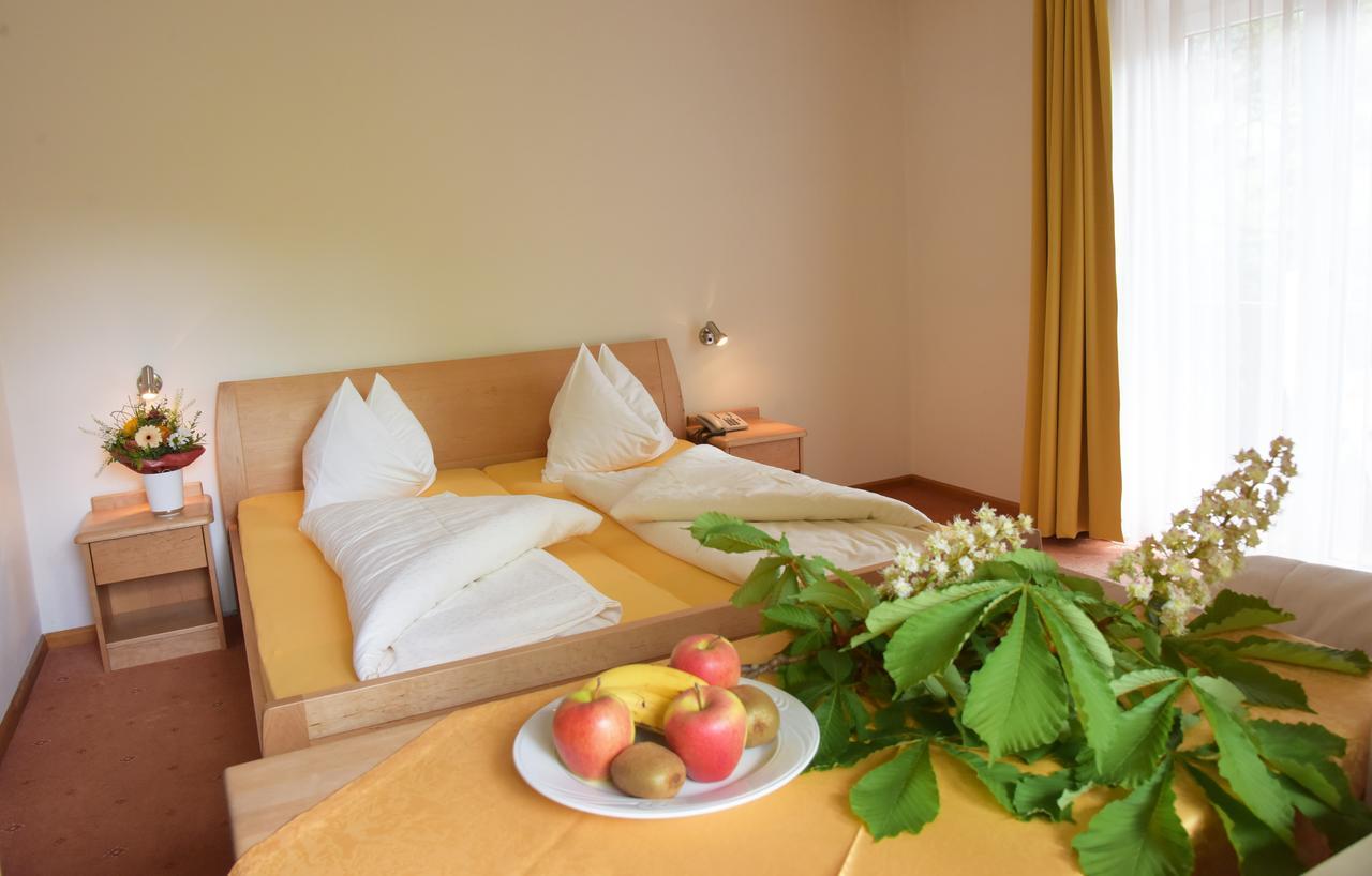 Hotel Pension Schweitzer 실란드로 외부 사진