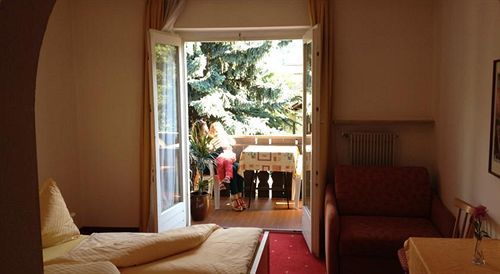 Hotel Pension Schweitzer 실란드로 외부 사진